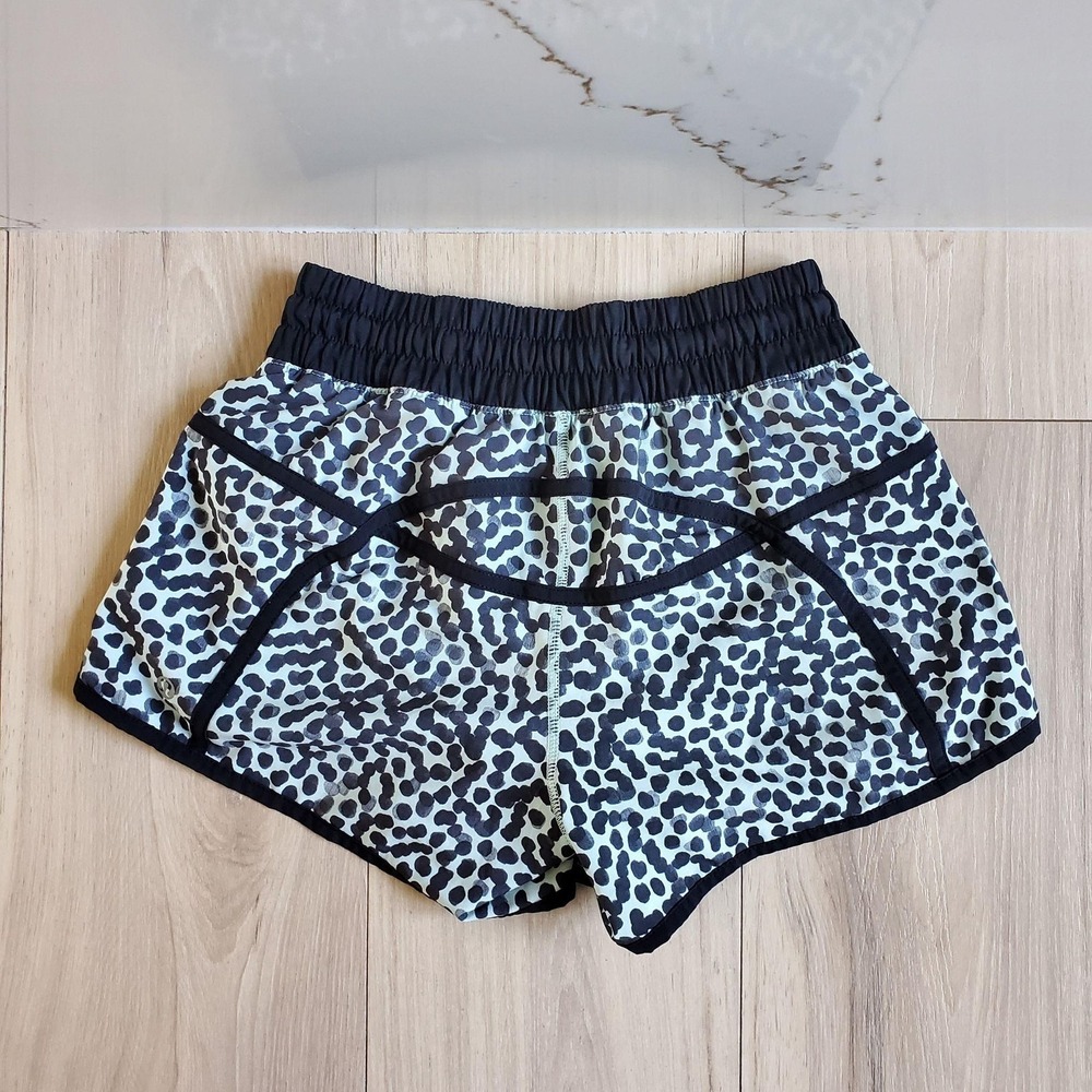 Lululemon Shorts Womens XS 4 Black Blue Ace Spot Tranquil Tracker III 4" W7D51S